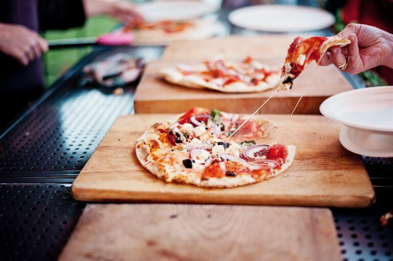 Woodfire Pizza Catering Sydney: Authentic Flavors On-The-Go